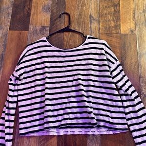 Striped long sleeve🤍🖤